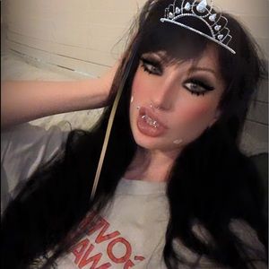 Meet your Posher, Rae